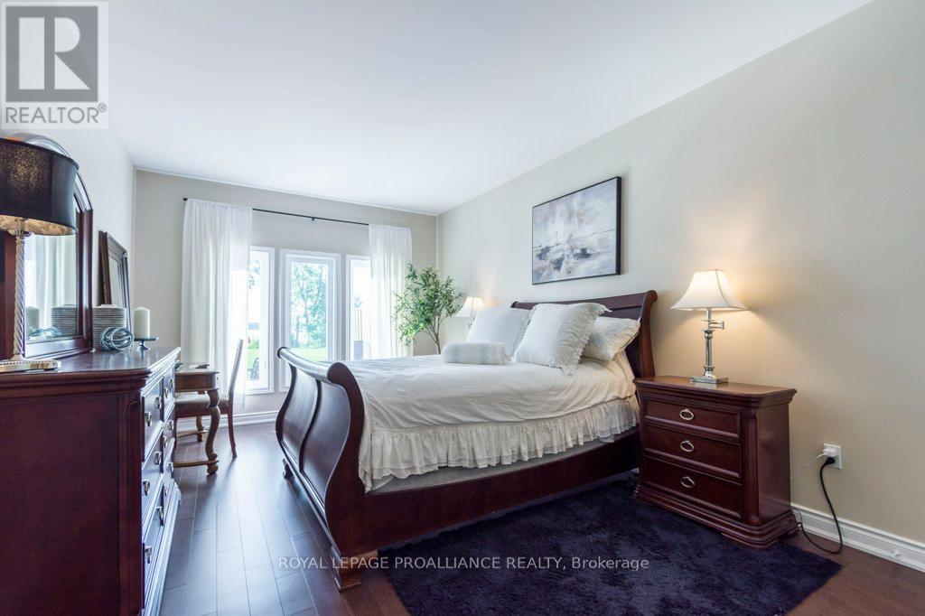 2 - 355 Dundas Street W, Belleville, Ontario K8P 1B3 - Photo 23 - X12382282