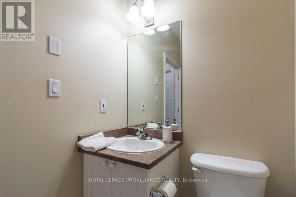 2 - 355 Dundas Street W, Belleville, Ontario K8P 1B3 - Photo 27 - X12382282