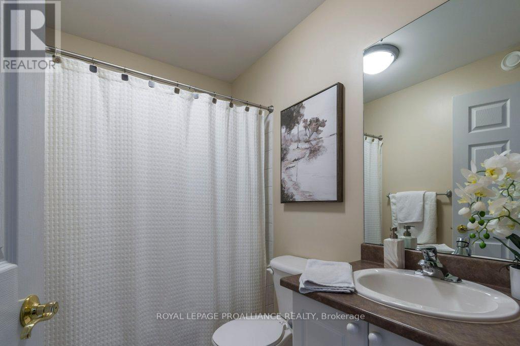 2 - 355 Dundas Street W, Belleville, Ontario K8P 1B3 - Photo 33 - X12382282