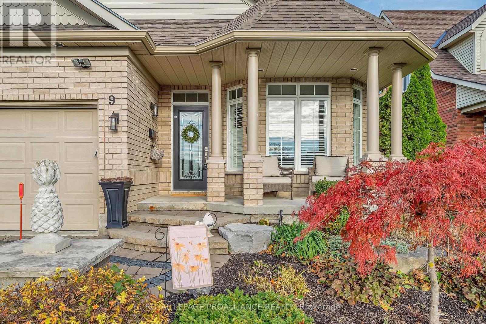 9 Spruce Gardens, Belleville, Ontario  K8N 5W3 - Photo 3 - X12485409