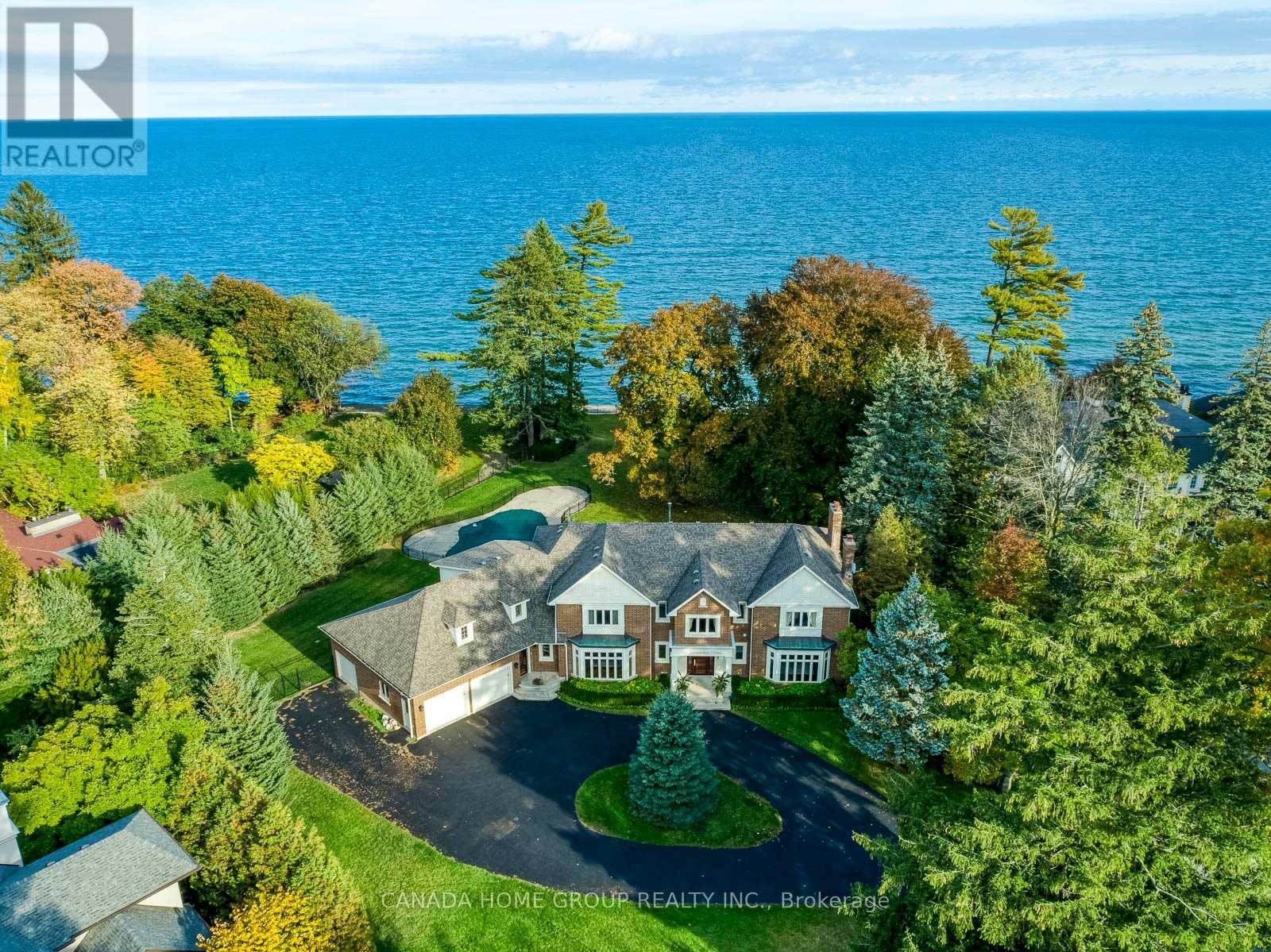 21 ENNISCLARE DRIVE E, Oakville, Ontario