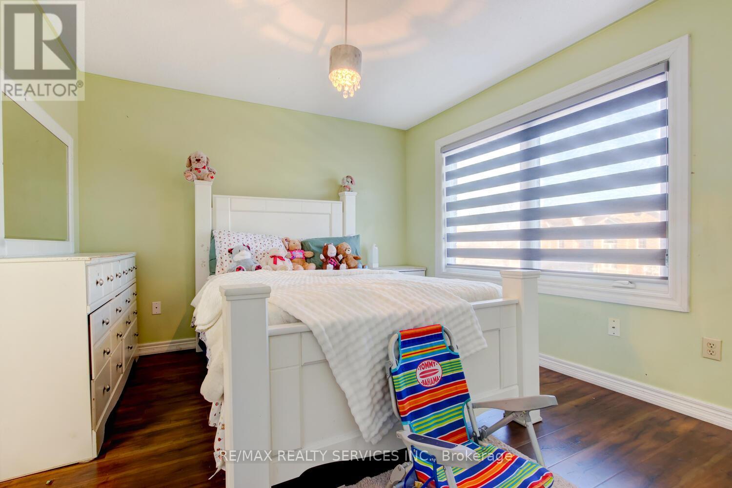 38 Cape Dorset Crescent, Brampton, Ontario  L6R 3L2 - Photo 29 - W12626742