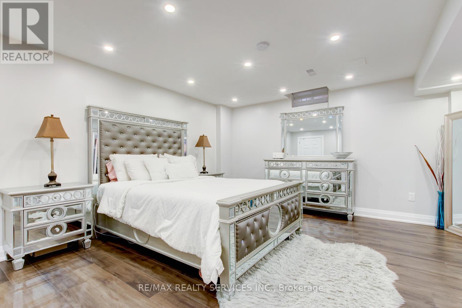 38 Cape Dorset Crescent, Brampton, Ontario  L6R 3L2 - Photo 33 - W12626742