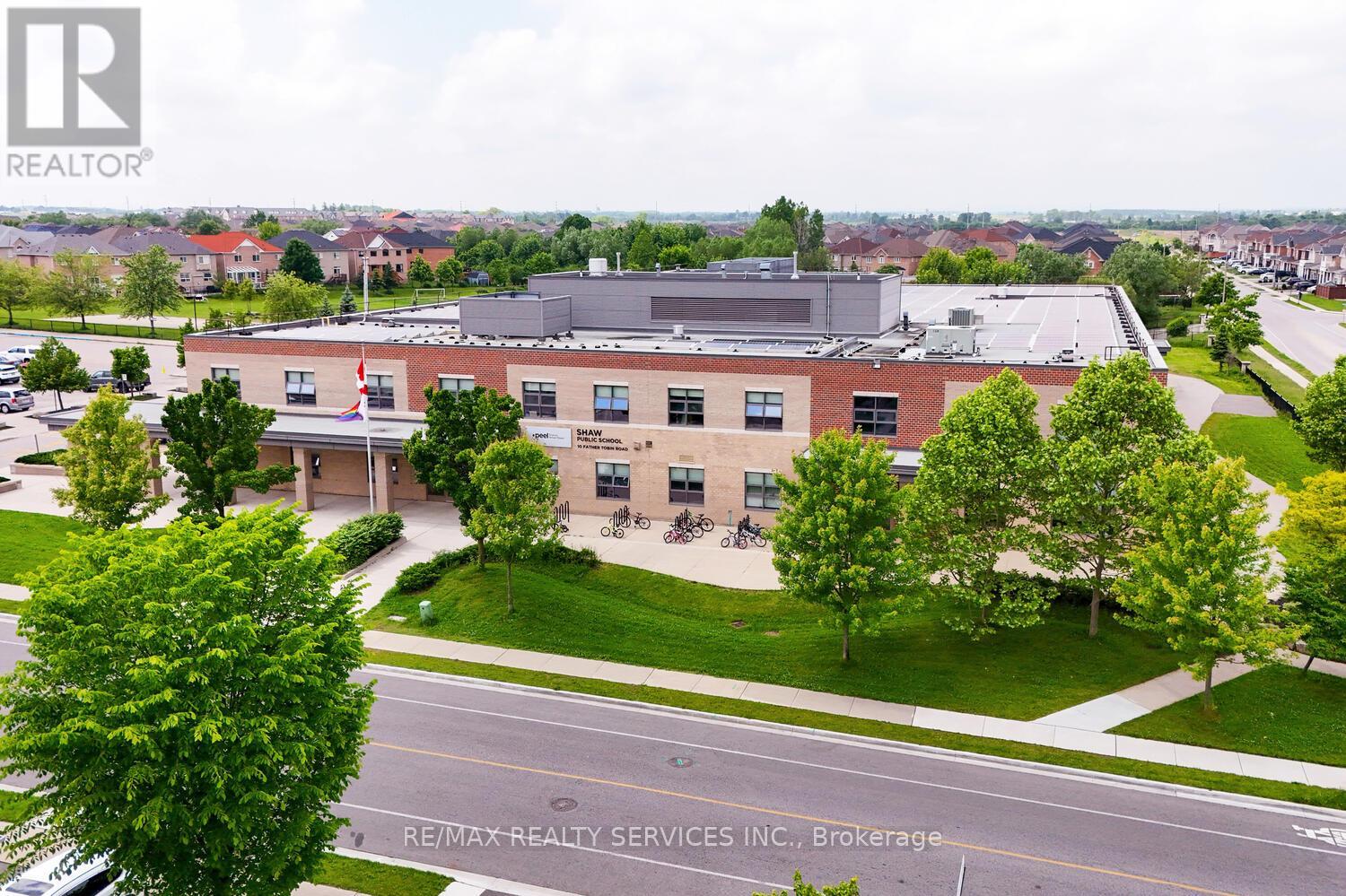 38 Cape Dorset Crescent, Brampton, Ontario  L6R 3L2 - Photo 44 - W12626742