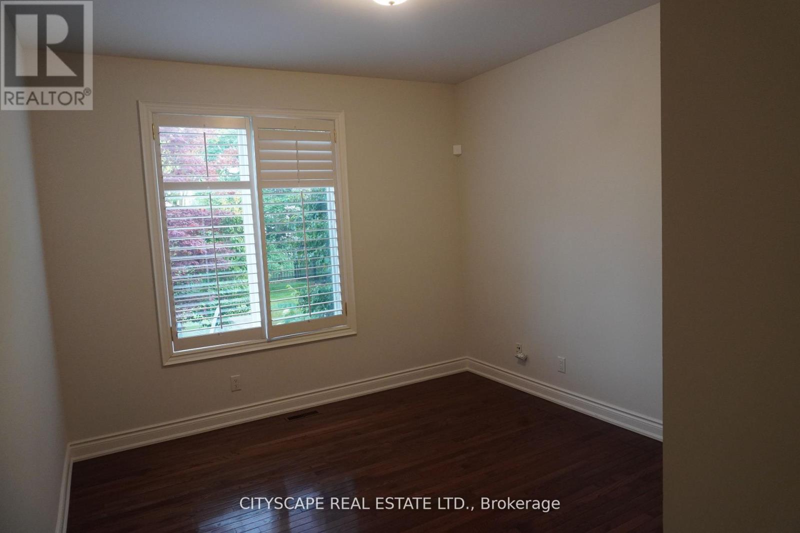 536 Canyon Street, Mississauga, Ontario  L5H 4L8 - Photo 23 - W12626752