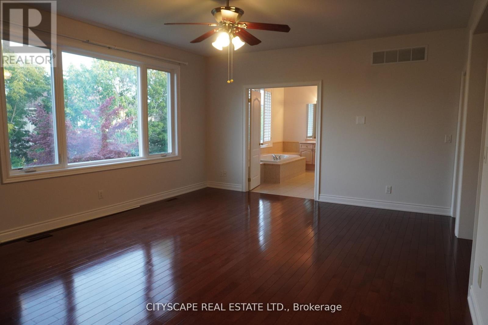 536 Canyon Street, Mississauga, Ontario  L5H 4L8 - Photo 34 - W12626752