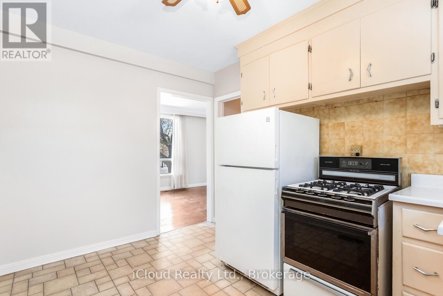 22 Mcculla Avenue, Brampton, Ontario  L6V 1L7 - Photo 10 - W12626764