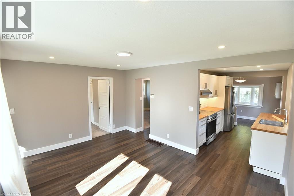 26 Spencer Avenue, Dundas, Ontario  L9H 1E8 - Photo 7 - 40776134