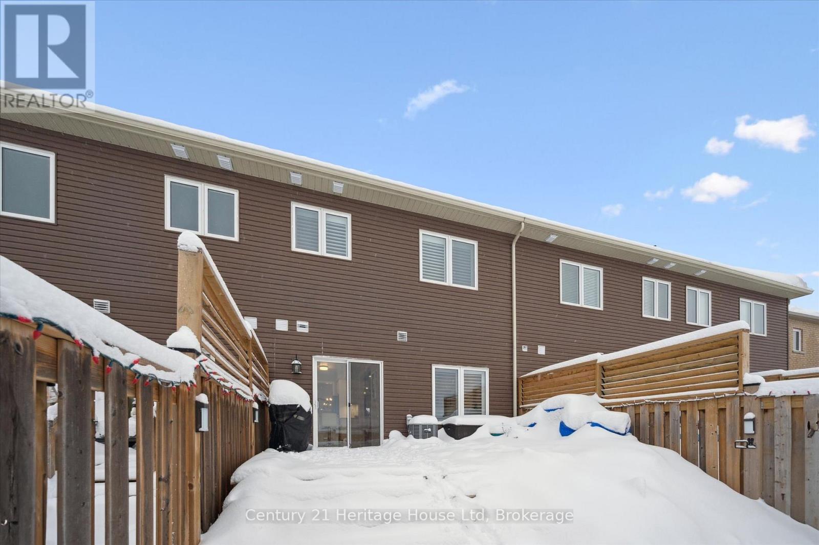 73 Courtney Street, Centre Wellington, Ontario  N1M 0E5 - Photo 40 - X12626860