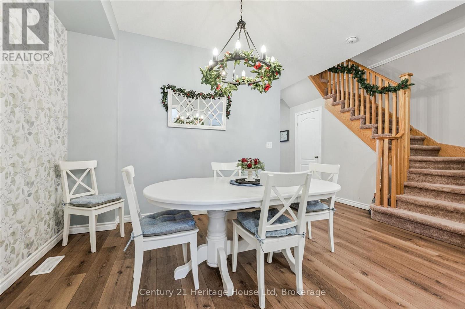 73 Courtney Street, Centre Wellington, Ontario  N1M 0E5 - Photo 8 - X12626860