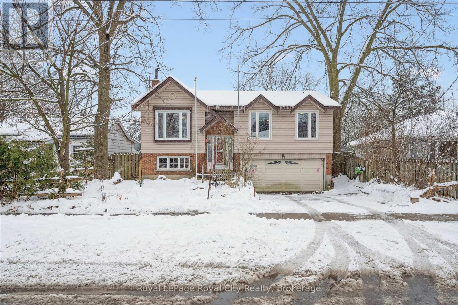 224 Delhi Street, Guelph, Ontario  N1E 4K2 - Photo 2 - X12626874