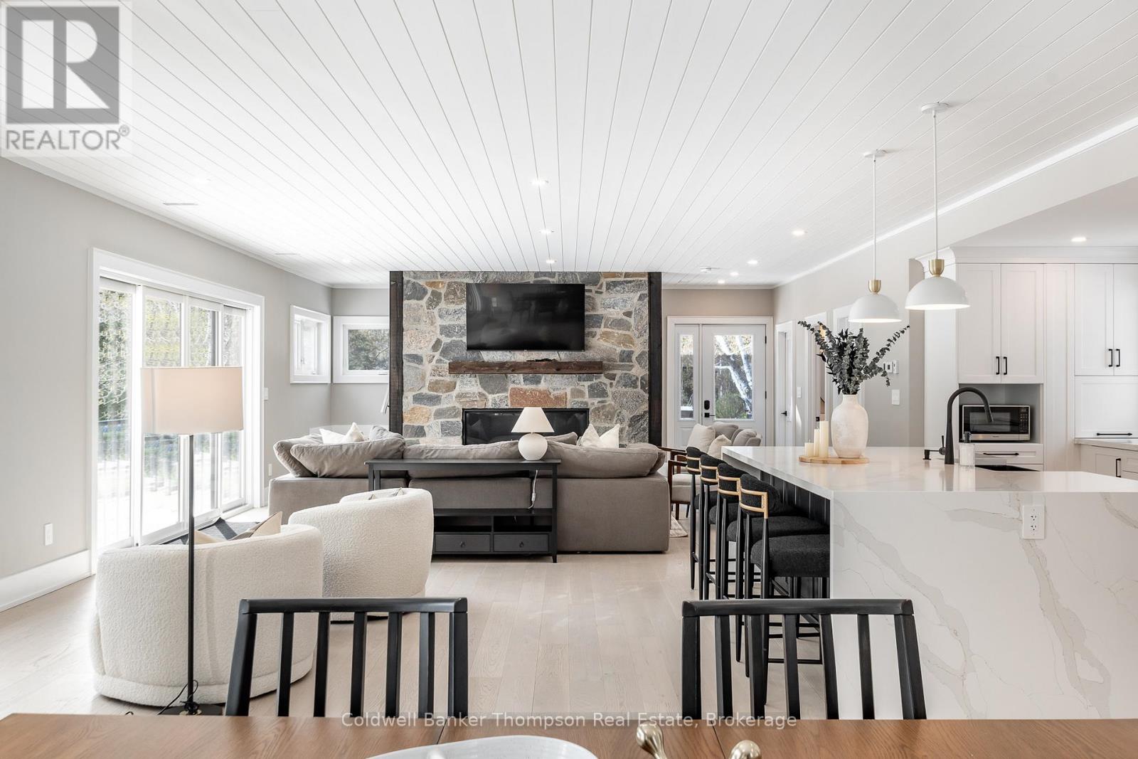 32 Church Street, Huntsville, Ontario P1H 1G8 - Photo 10 - X12626928