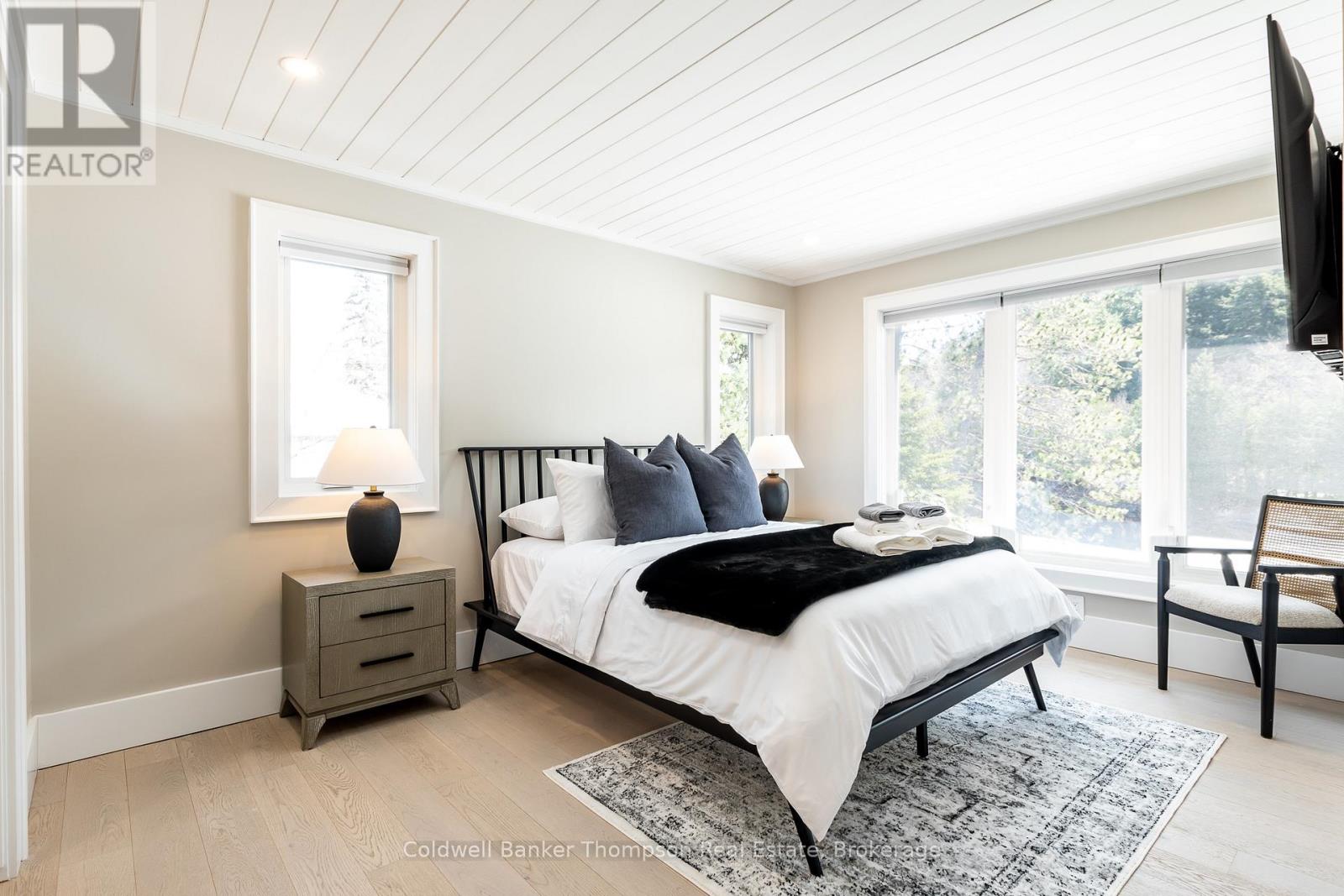 32 Church Street, Huntsville, Ontario P1H 1G8 - Photo 33 - X12626928