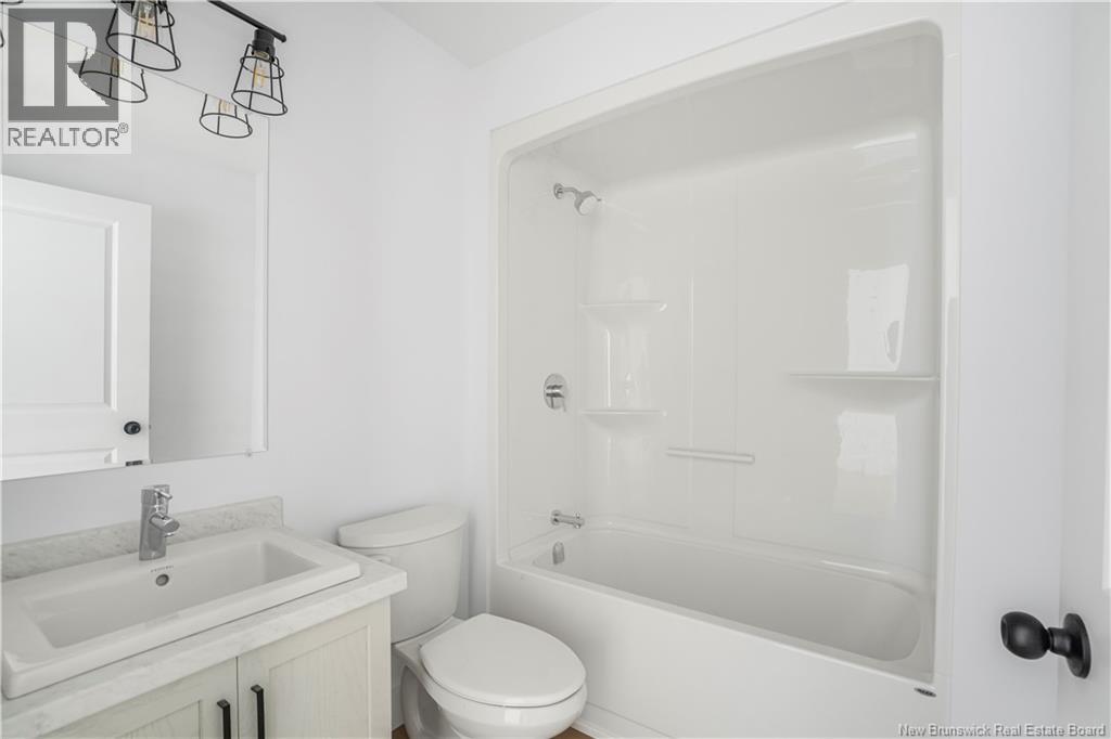 8 Terry Fox Drive, Oromocto, New Brunswick E2V 0P6 - Photo 18 - NB127683