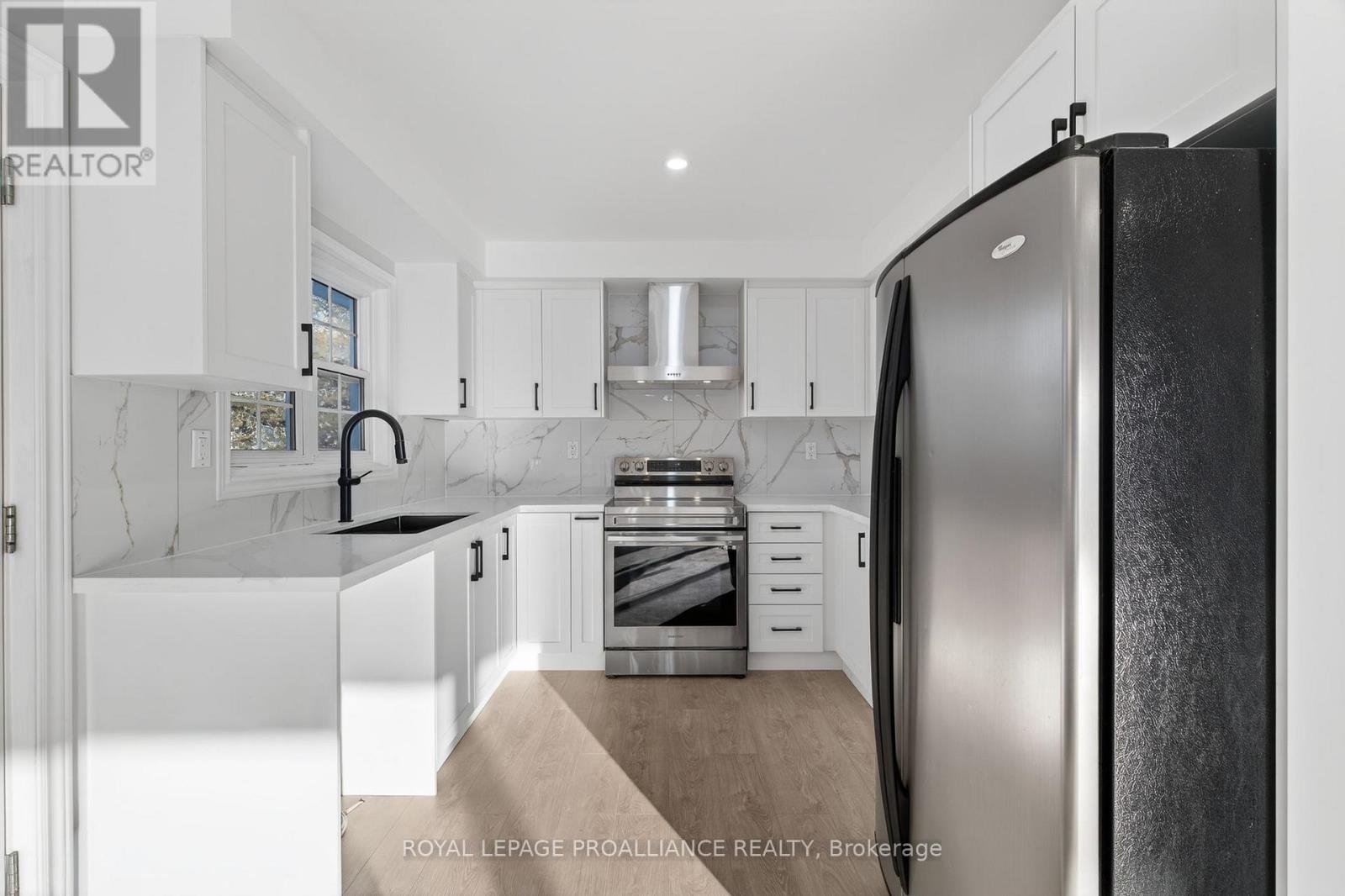 91 Stanley Street, Belleville, Ontario  K8N 3Z9 - Photo 8 - X12626800