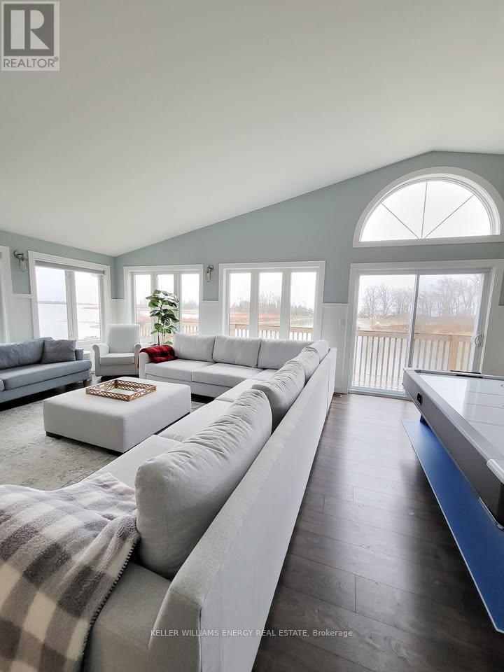 Suite 2 - 153 Wellington Main Street, Prince Edward County, Ontario  K0K 3L0 - Photo 2 - X12626932