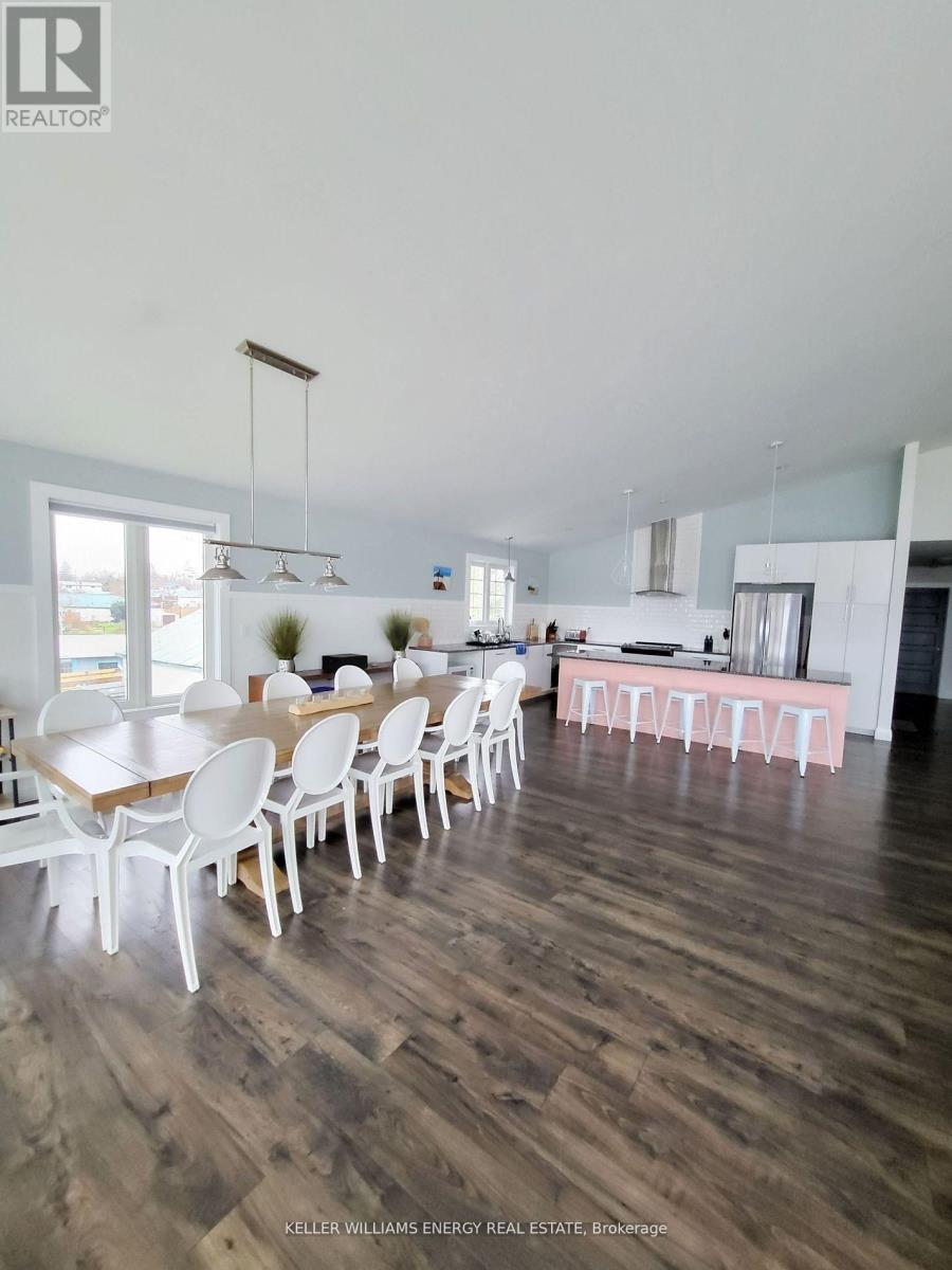 Suite 2 - 153 Wellington Main Street, Prince Edward County, Ontario  K0K 3L0 - Photo 4 - X12626932