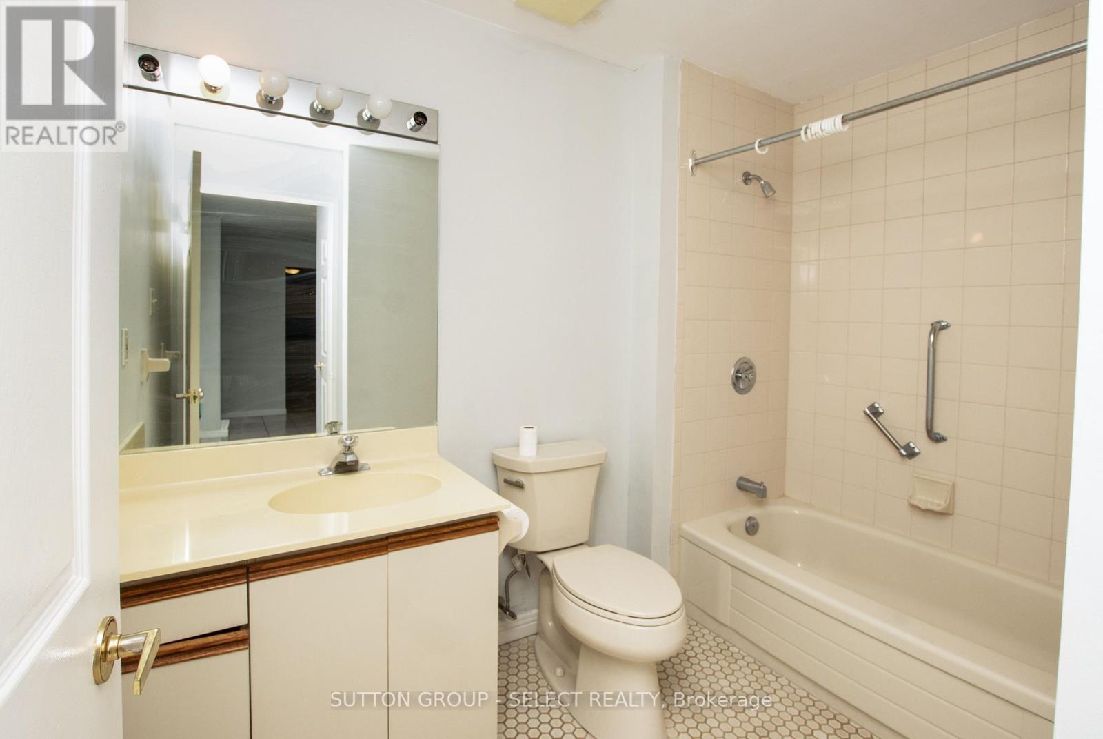 406 - 1180 Commissioners Rd W Road, London South, Ontario  N6K 4J2 - Photo 24 - X12626836