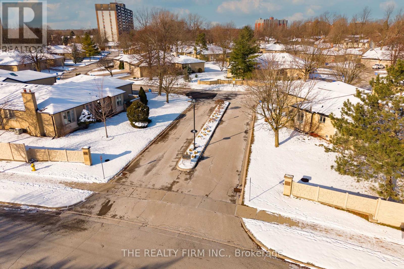 6 - 93 Pine Valley Gate, London South, Ontario  N6H 1L7 - Photo 44 - X12626912