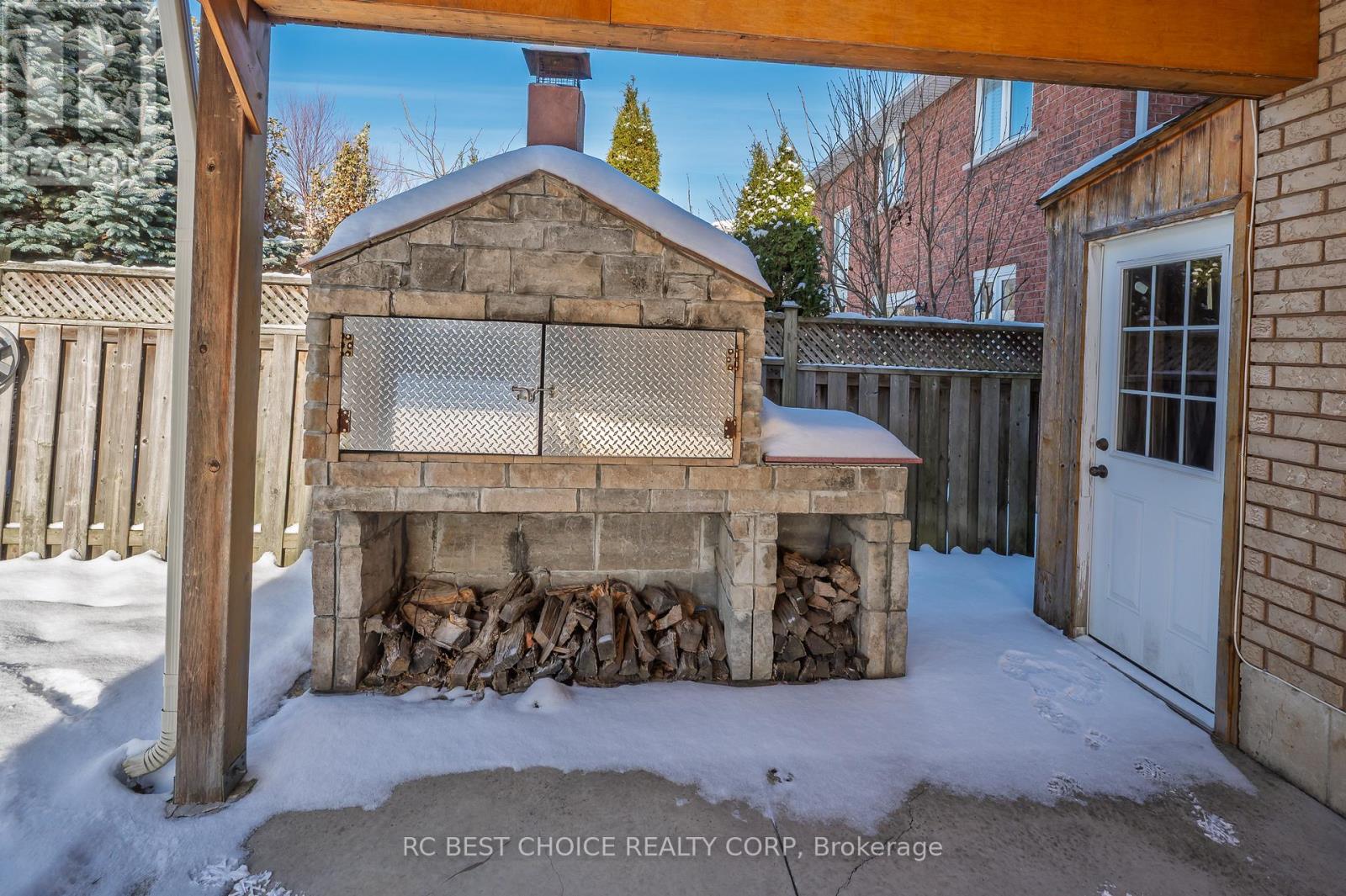 50 Pelham Drive, Hamilton, Ontario  L9K 1L4 - Photo 48 - X12626690