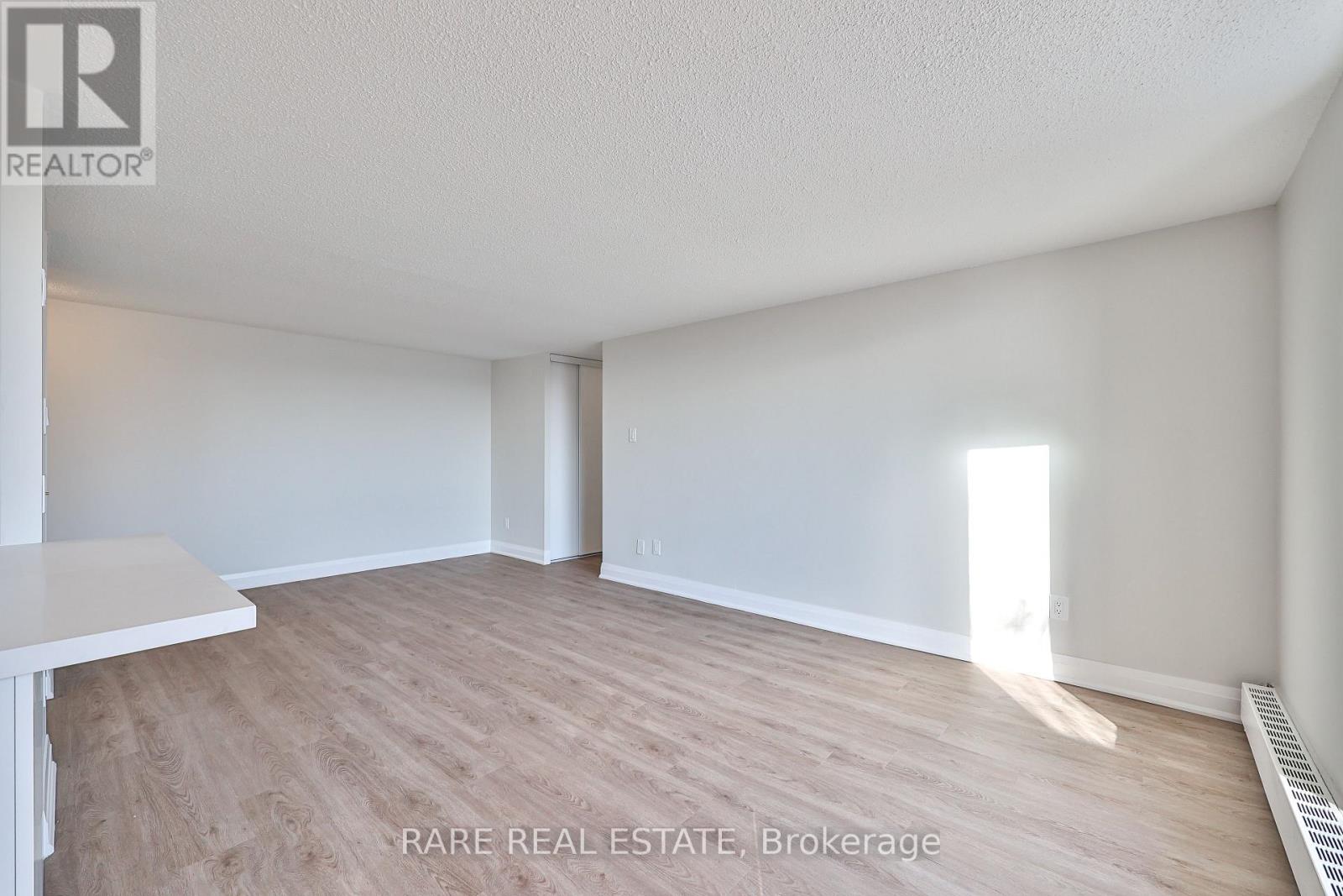 208 - 55 Woolley Street, Cambridge, Ontario  N1R 5J7 - Photo 15 - X12626756