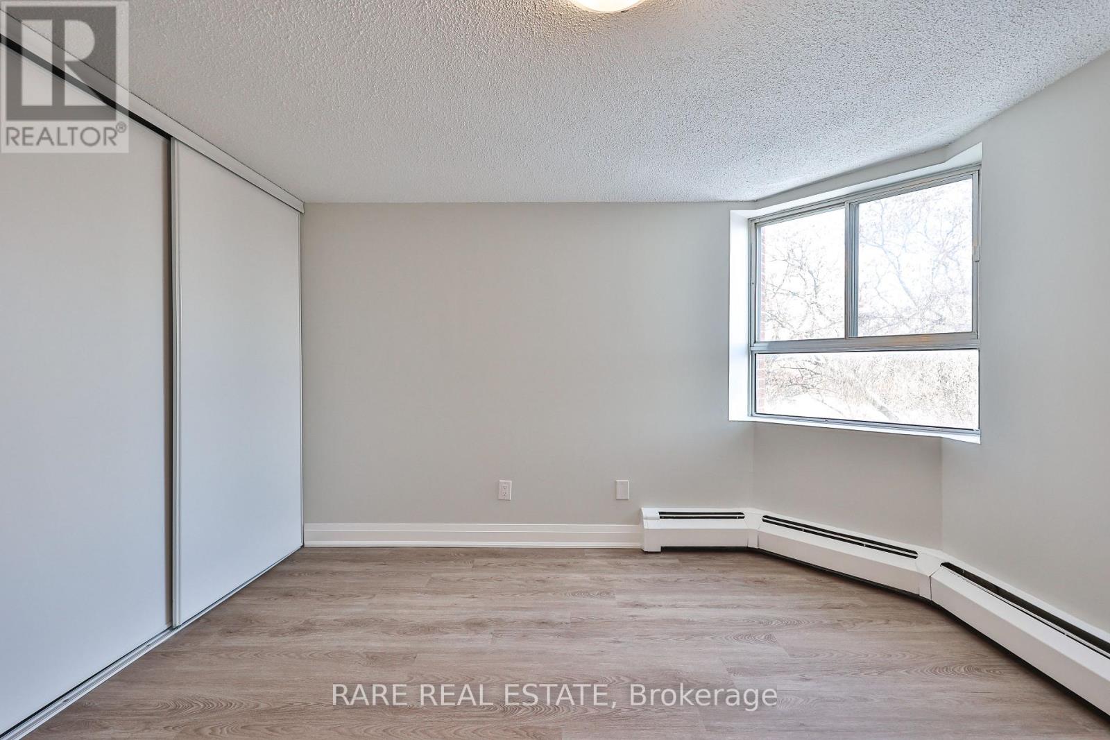 208 - 55 Woolley Street, Cambridge, Ontario  N1R 5J7 - Photo 19 - X12626756