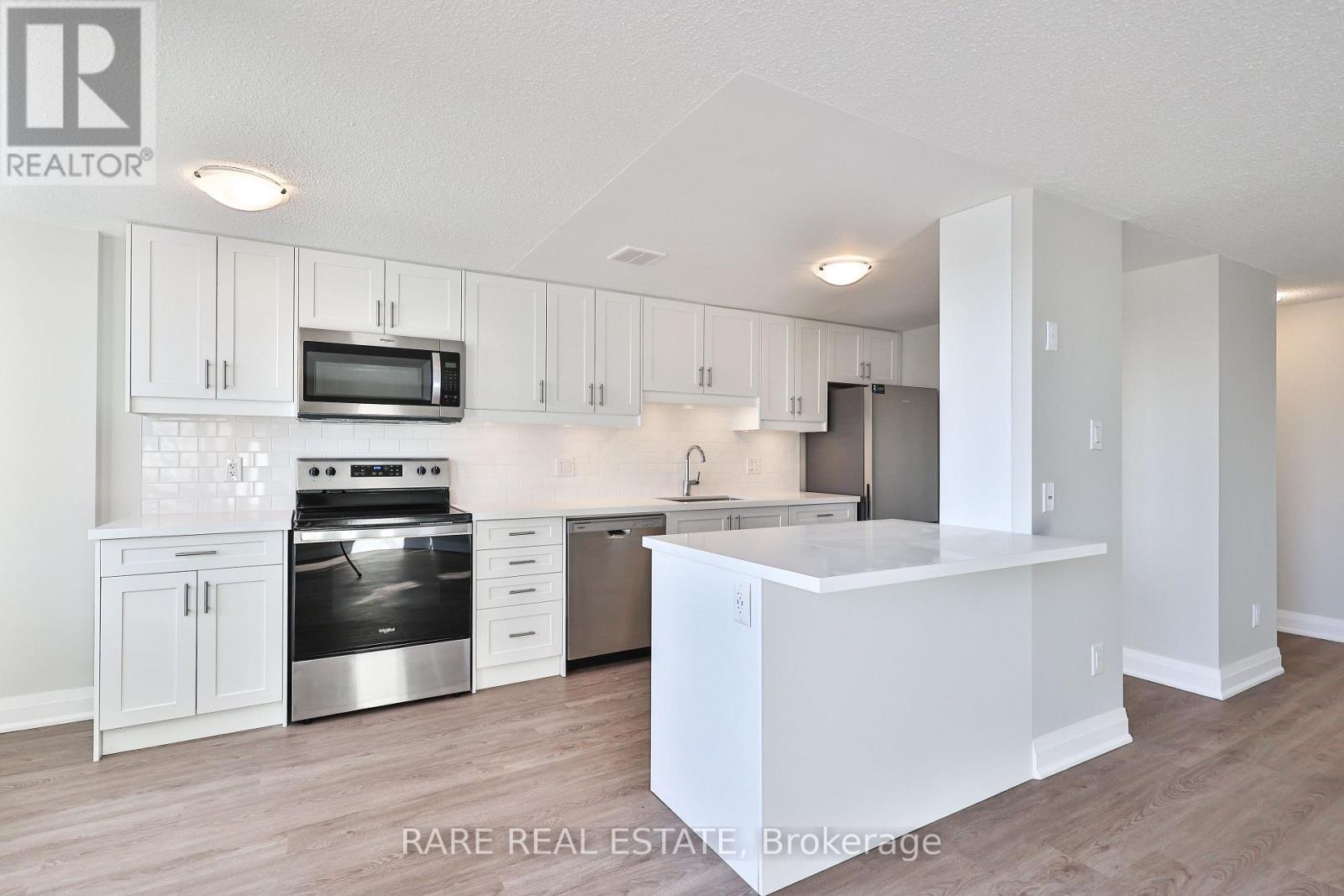 208 - 55 Woolley Street, Cambridge, Ontario  N1R 5J7 - Photo 2 - X12626756