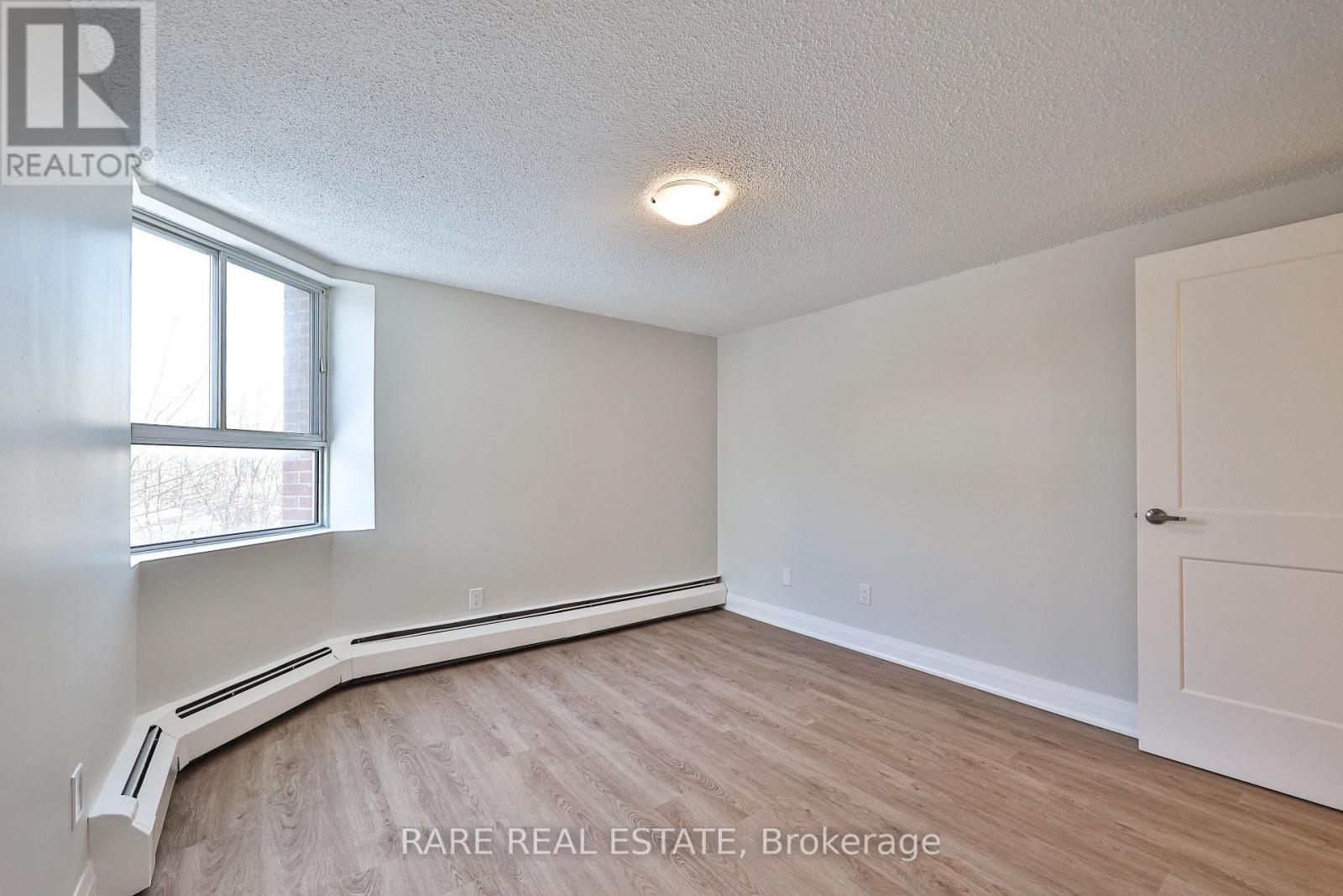 208 - 55 Woolley Street, Cambridge, Ontario  N1R 5J7 - Photo 20 - X12626756