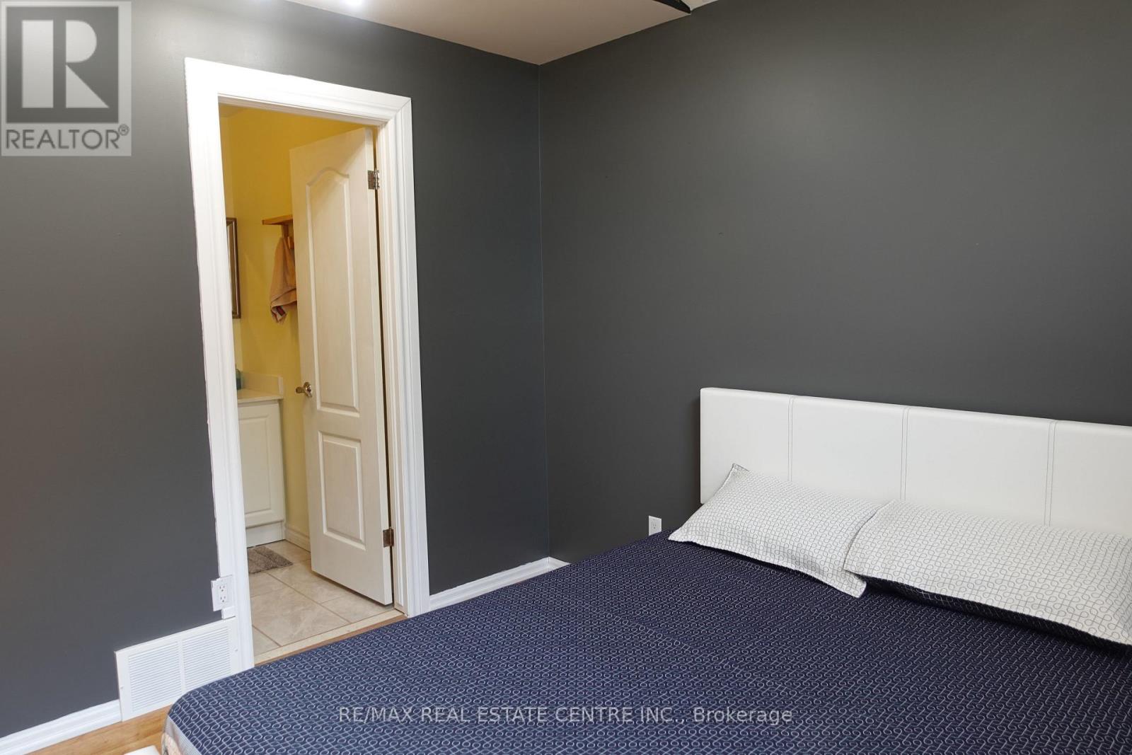 230 South Water Street, Wellington North, Ontario  N0G 2L3 - Photo 23 - X12626760