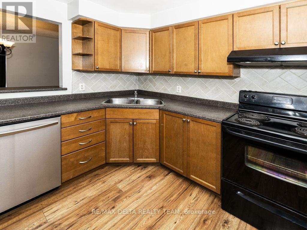 - - 3024 Fairlea Crescent, Ottawa, Ontario K1V 8T7 - Photo 6 - X12626834