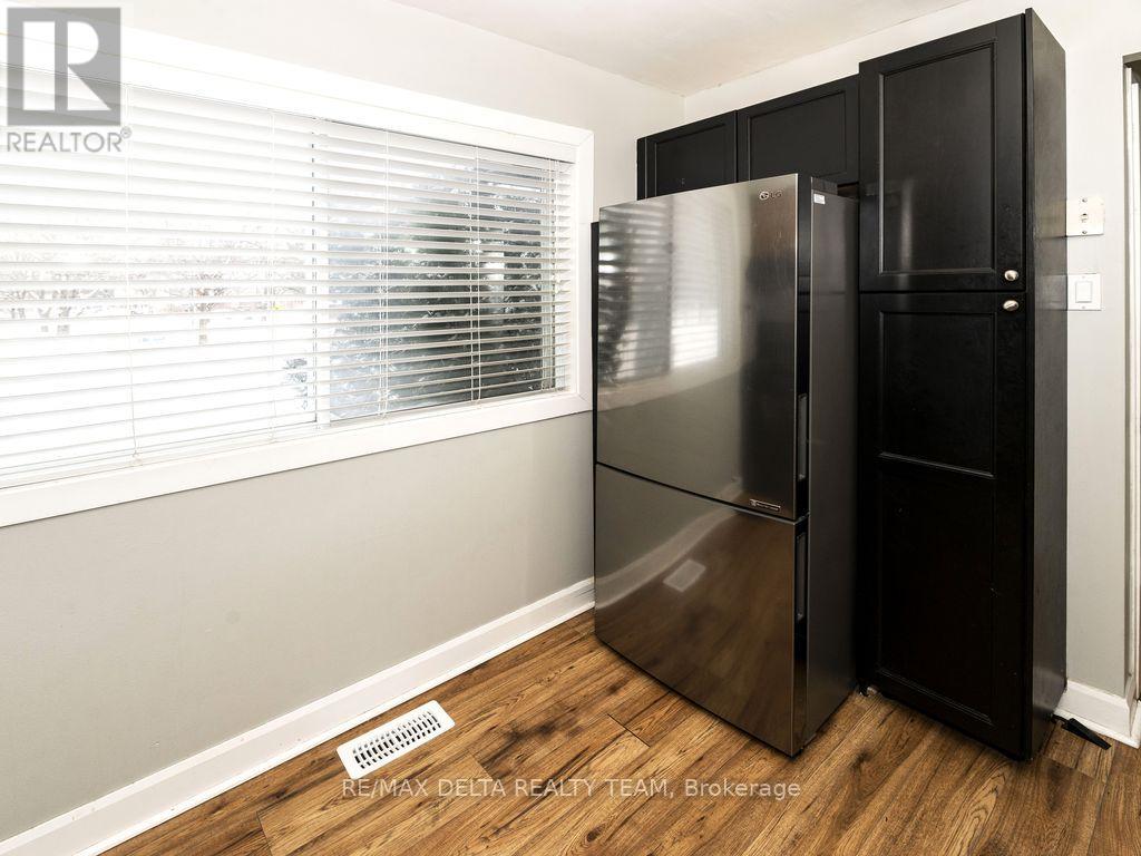 - - 3024 Fairlea Crescent, Ottawa, Ontario K1V 8T7 - Photo 7 - X12626834