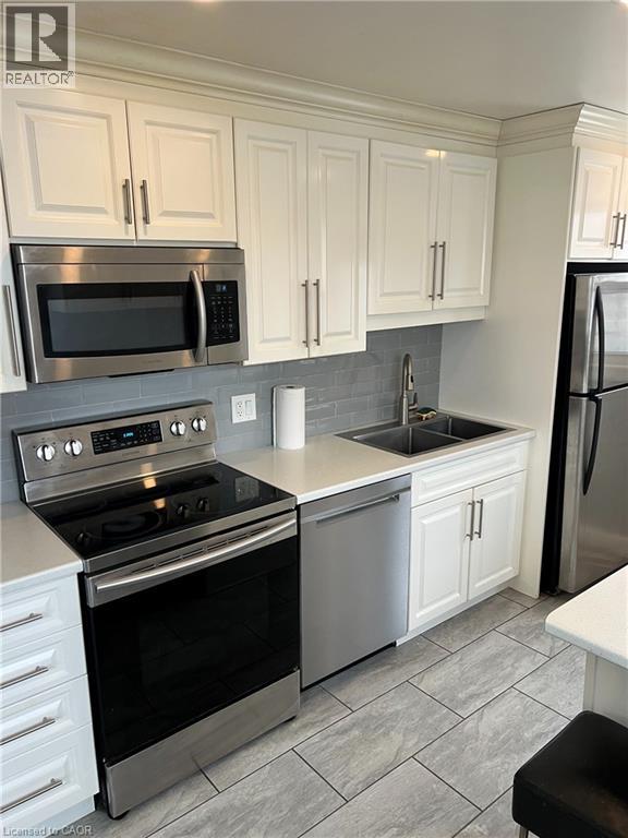 415 Welland Avenue, St. Catharines, Ontario  L2M 5V1 - Photo 3 - 40793265