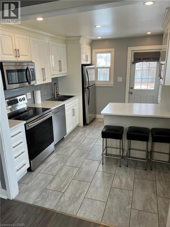 415 Welland Avenue, St. Catharines, Ontario  L2M 5V1 - Photo 4 - 40793265