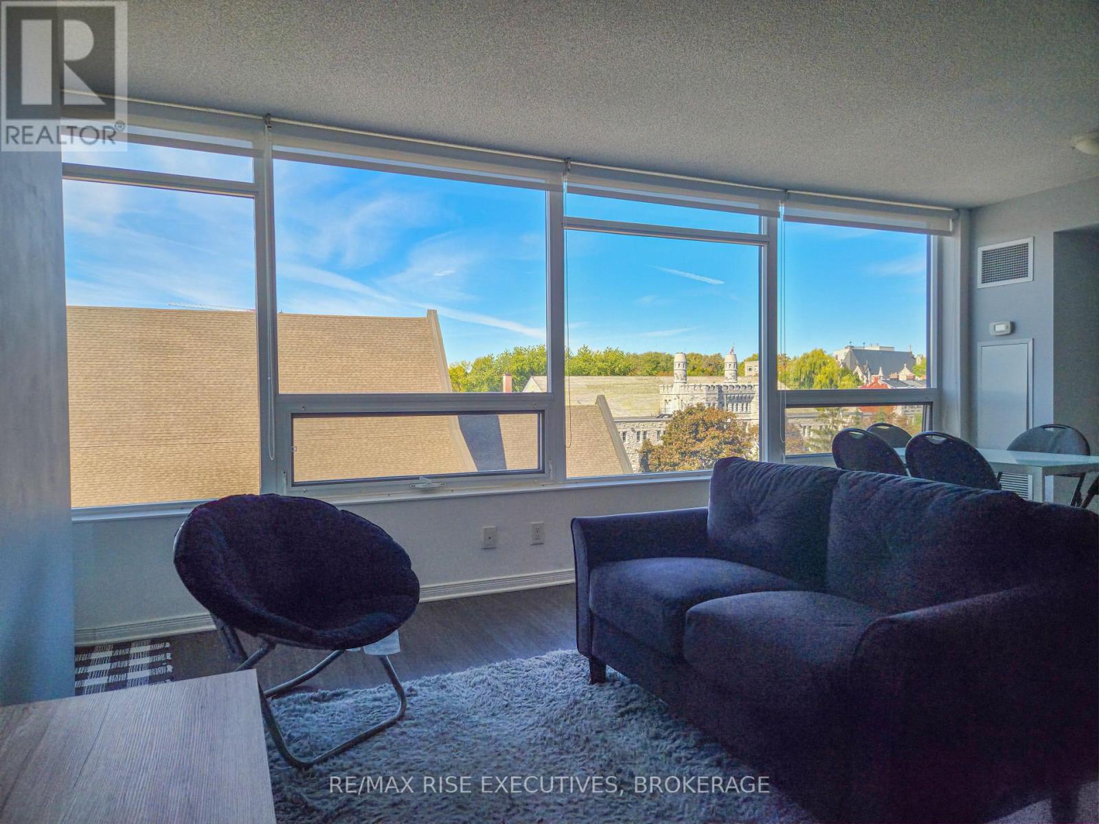 601 - 121 Queen Street, Kingston (East Of Sir John A. Blvd), Ontario  K7K 0G6 - Photo 9 - X12443379