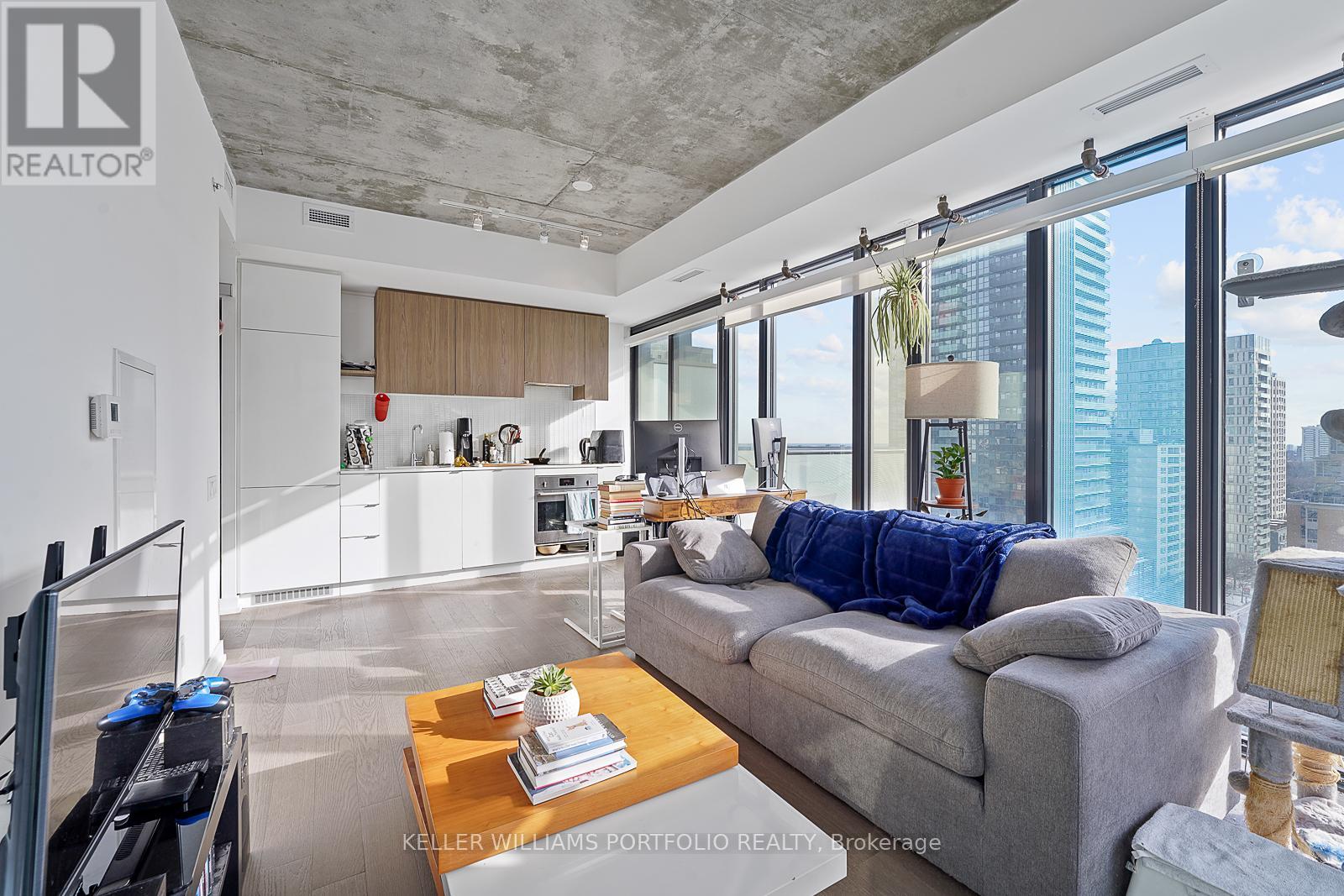 1512 - 161 Roehampton Avenue, Toronto (Mount Pleasant West), Ontario  M4P 0C8 - Photo 6 - C12626804