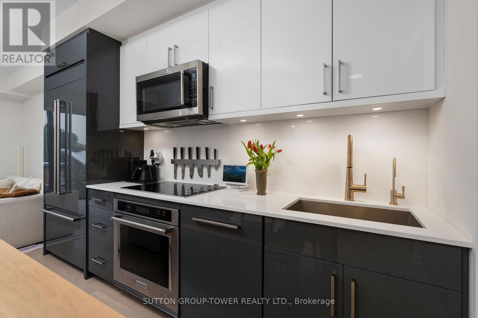 507 - 840 St. Clair Avenue W, Toronto, Ontario  M6C 0A4 - Photo 6 - C12626838