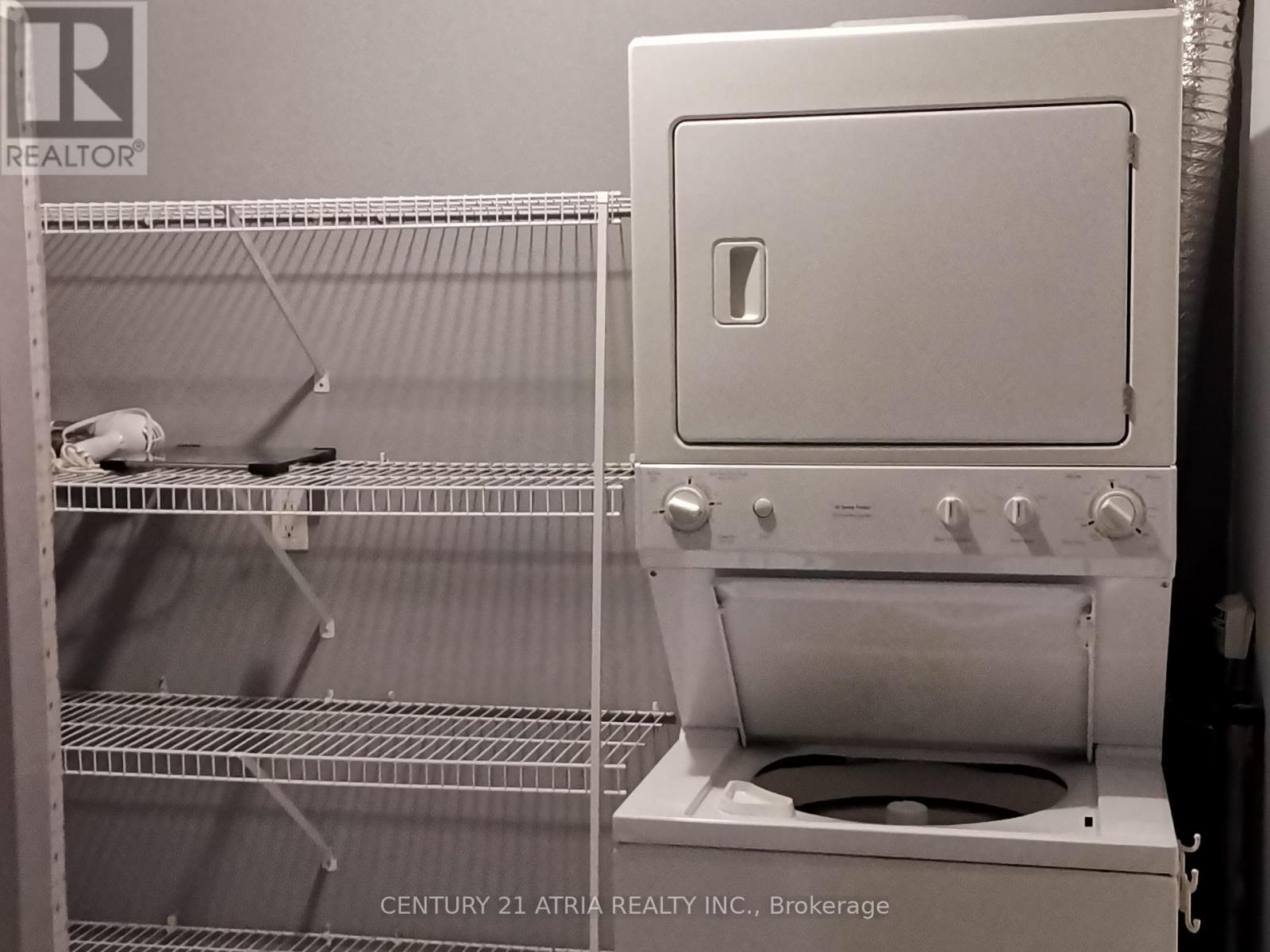 3203 - 761 Bay Street, Toronto, Ontario  M5G 2R2 - Photo 8 - C12626894