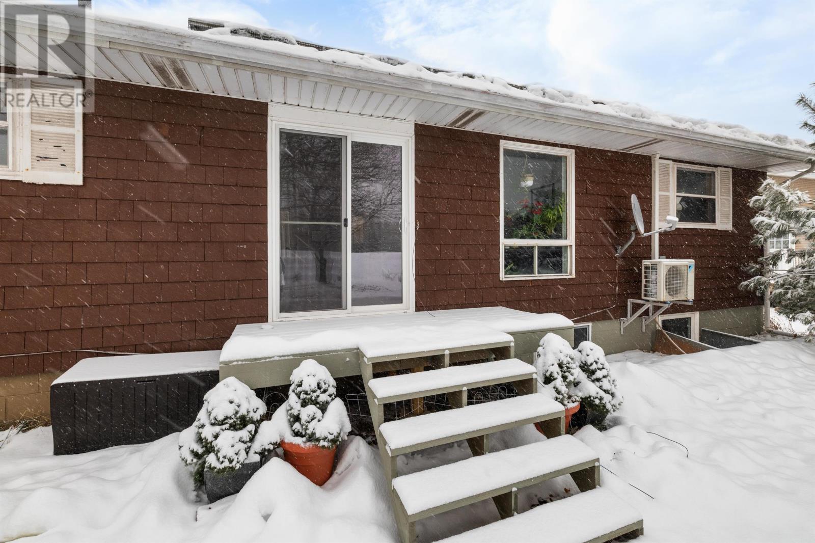 120 Southdale, Charlottetown, Prince Edward Island C1A 6Z7 - Photo 42 - 202529333