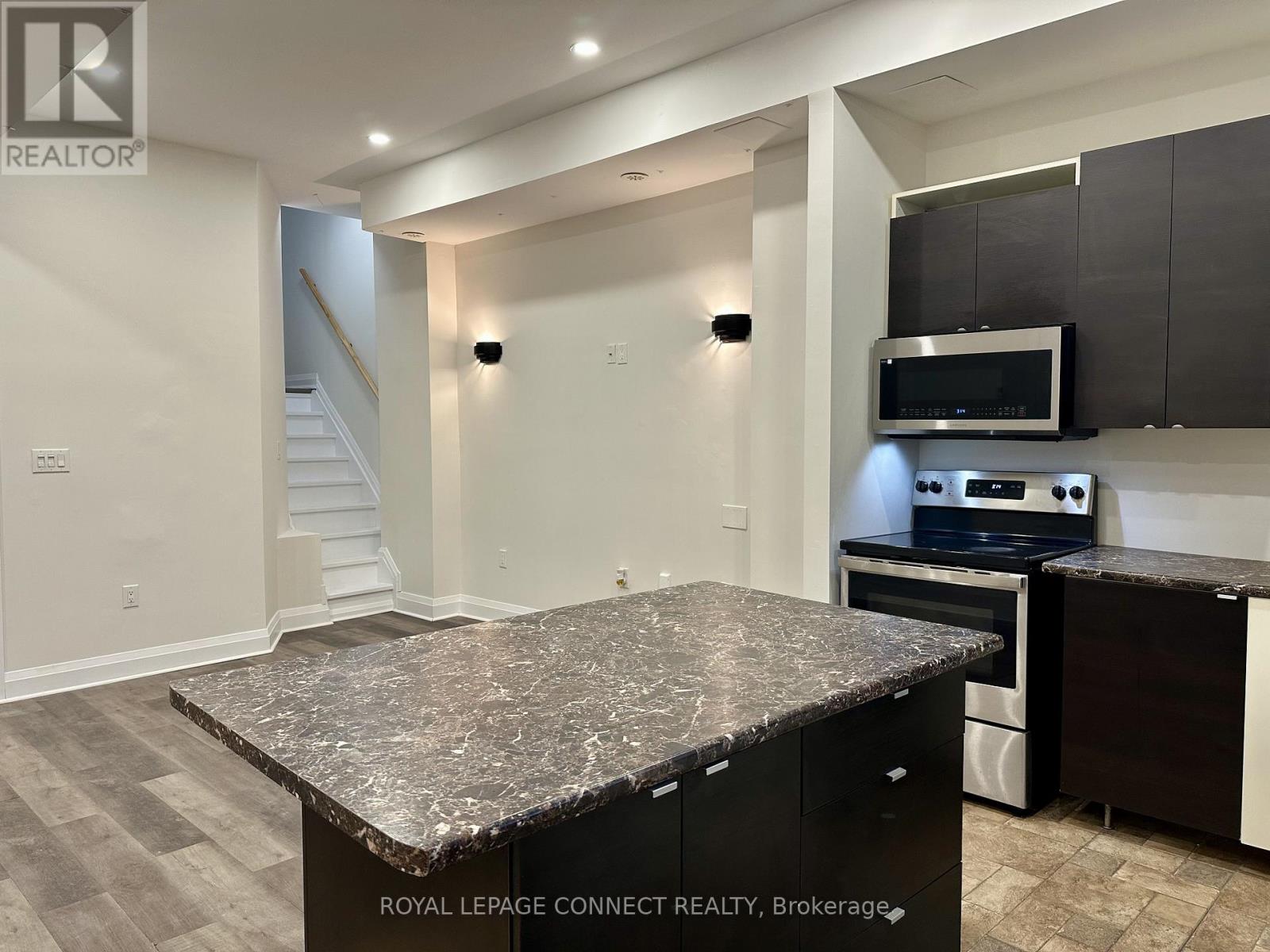 596 Eastern Avenue, Toronto, Ontario  M4M 0B9 - Photo 5 - E12626842