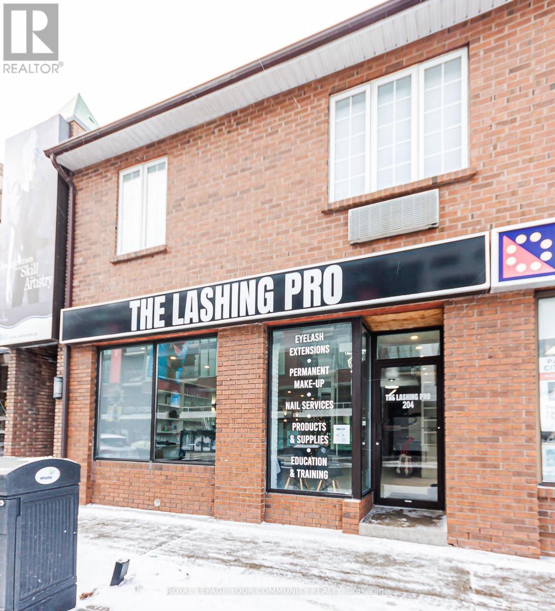 204 Brock Street S, Whitby, Ontario  L1N 4K1 - Photo 2 - E12626956