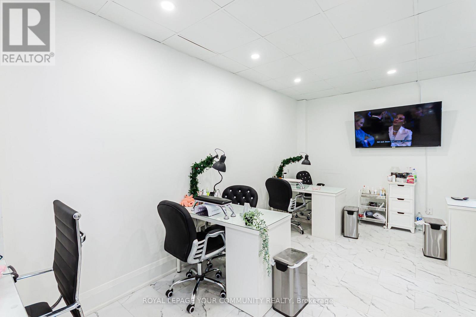 204 Brock Street S, Whitby, Ontario  L1N 4K1 - Photo 7 - E12626956