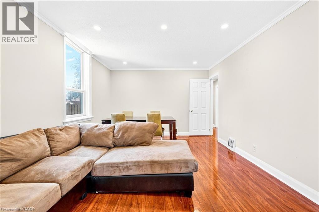 111 Leland Street, Hamilton, Ontario  L8S 3A3 - Photo 12 - 40791053