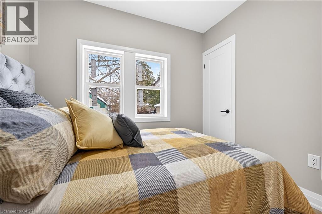 257 Broadway Avenue, Hamilton, Ontario  L8S 2W7 - Photo 18 - 40792376