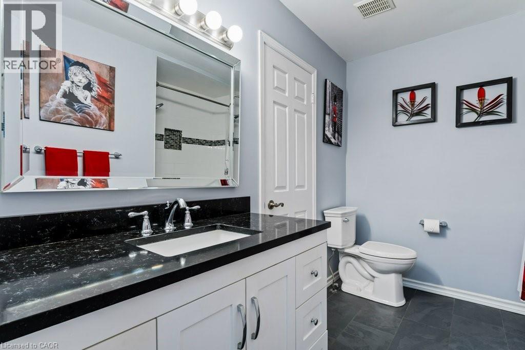 188 Napoli Court, Hamilton, Ontario  L9C 7A2 - Photo 19 - 40792384