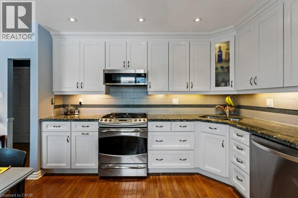 188 Napoli Court, Hamilton, Ontario  L9C 7A2 - Photo 14 - 40792384