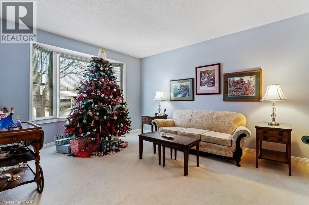 188 Napoli Court, Hamilton, Ontario  L9C 7A2 - Photo 6 - 40792384