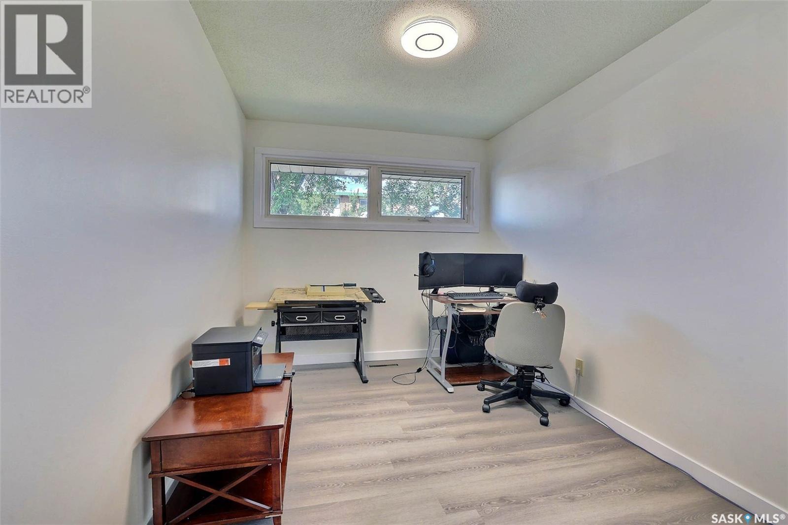 901 17th Avenue E, Regina, Saskatchewan  S4N 0Y9 - Photo 13 - SK025509