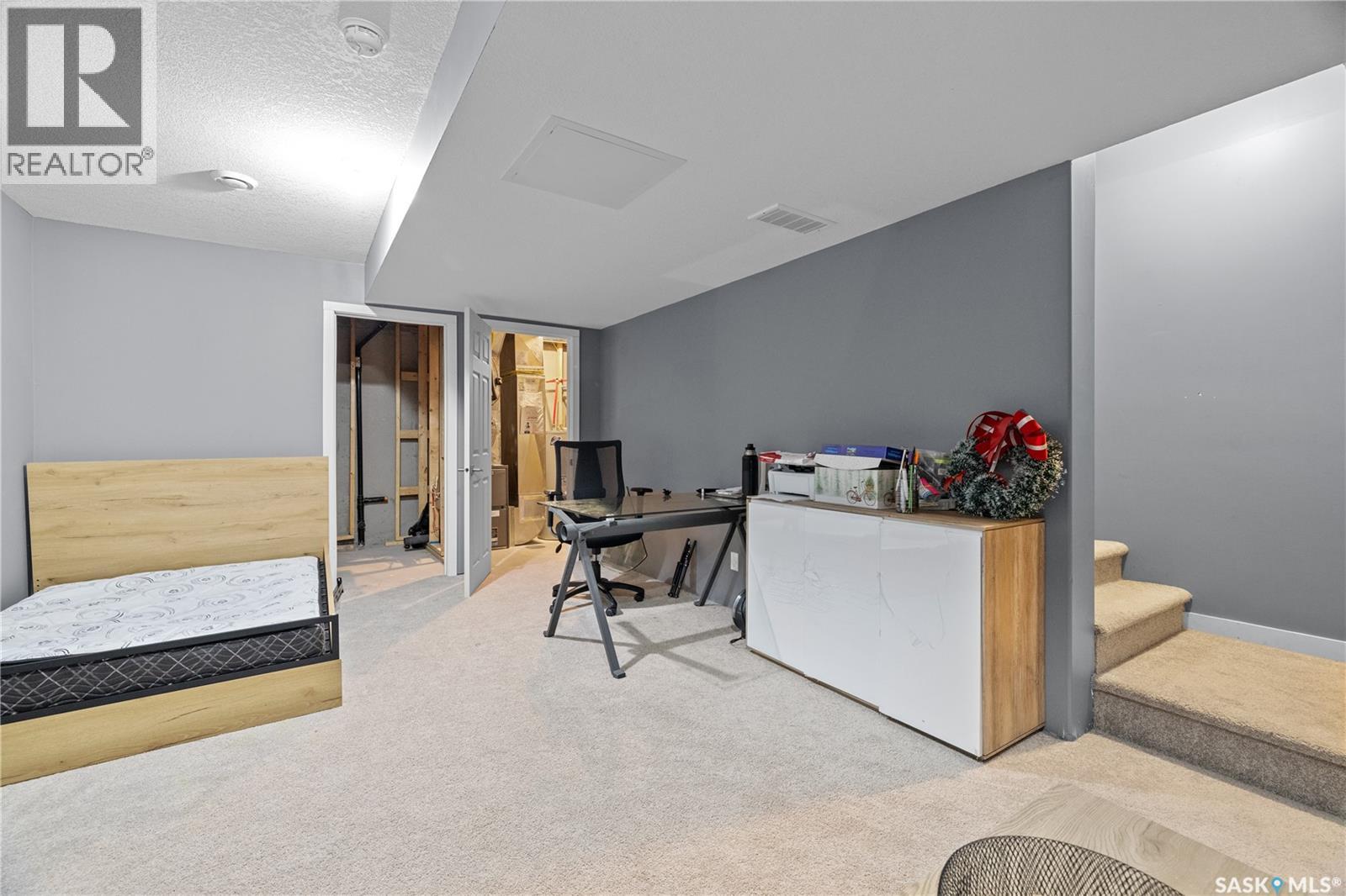 3931 James Hill Road, Regina, Saskatchewan  S4W 0N8 - Photo 27 - SK025458