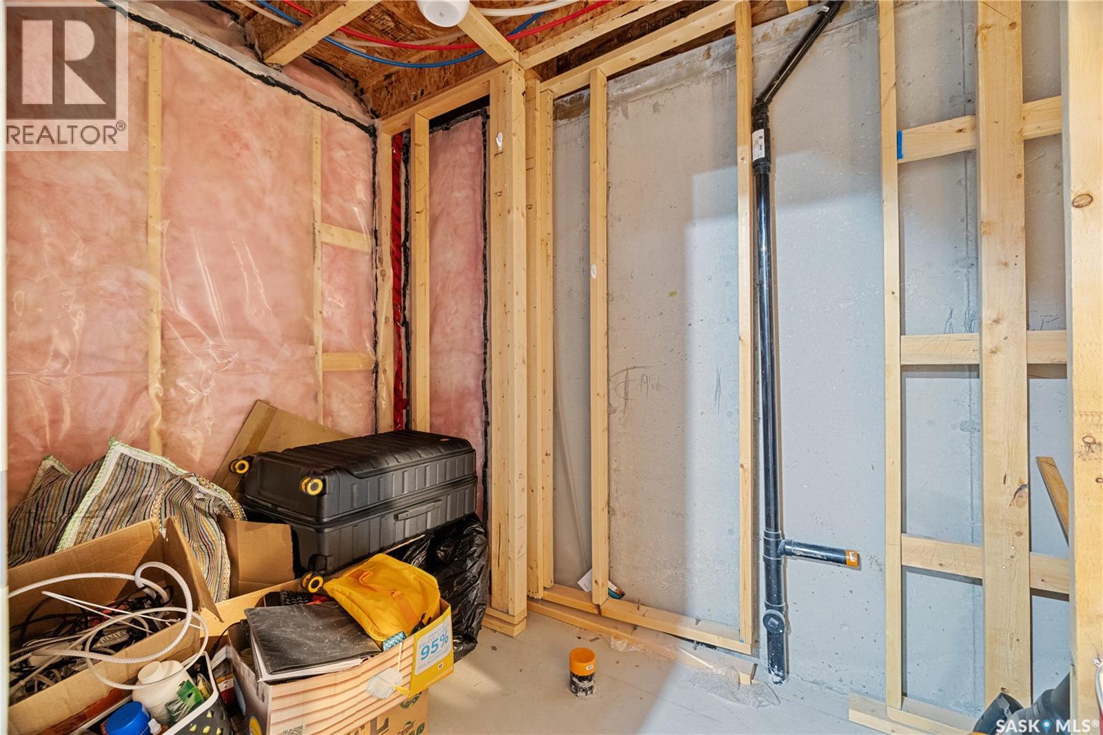 3931 James Hill Road, Regina, Saskatchewan  S4W 0N8 - Photo 28 - SK025458