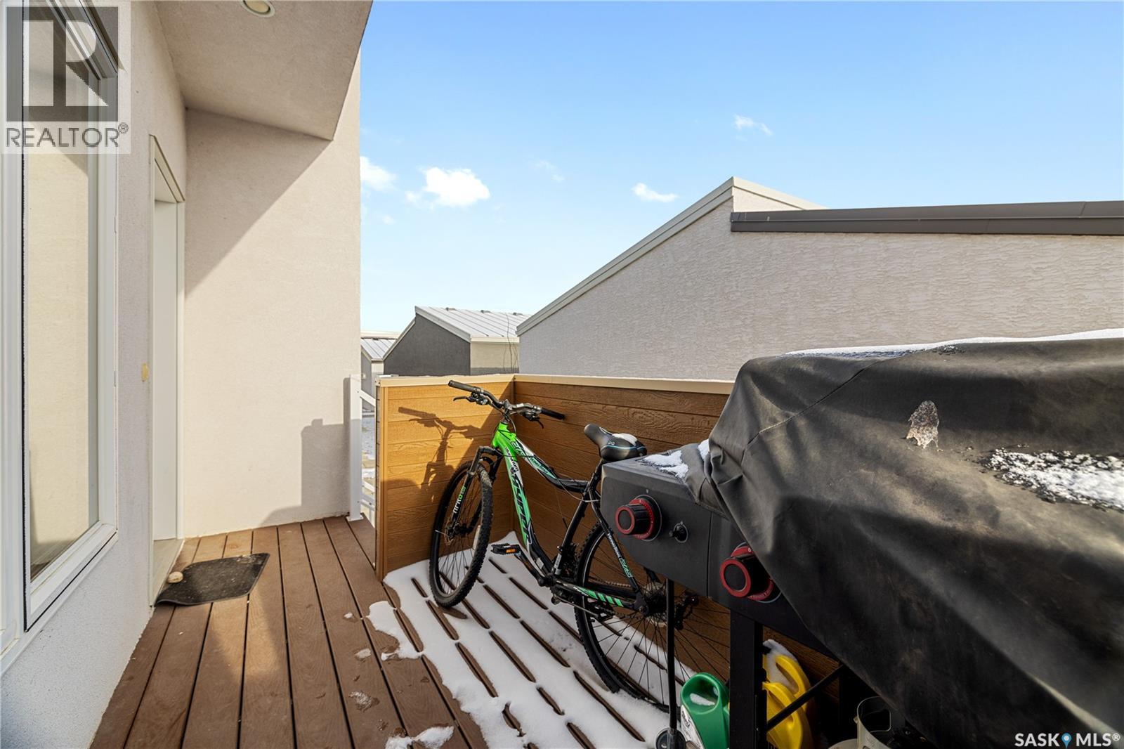 3931 James Hill Road, Regina, Saskatchewan  S4W 0N8 - Photo 6 - SK025458